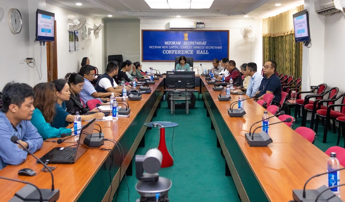 Health minister hovin mizoram legislative forum on hiv/aids thukhawm