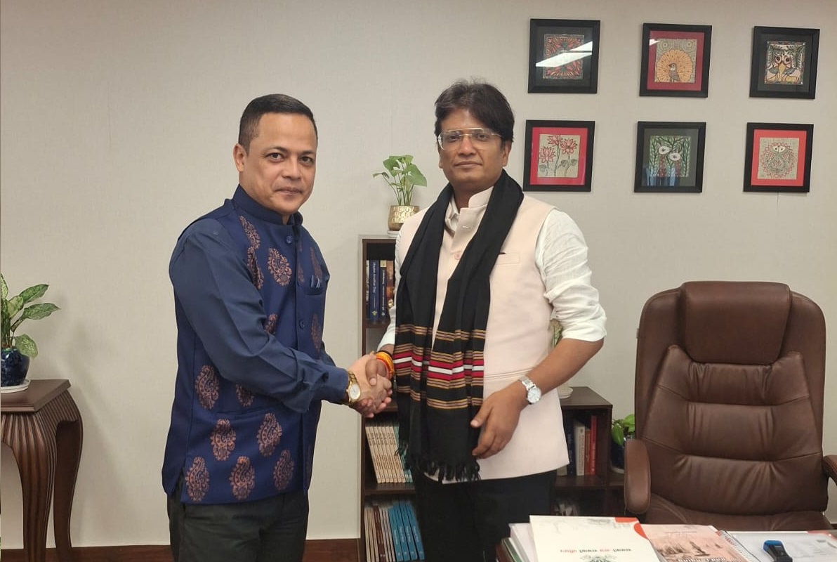 Mp pu richard vanlalhmangaiha leh fci chairman inkawm