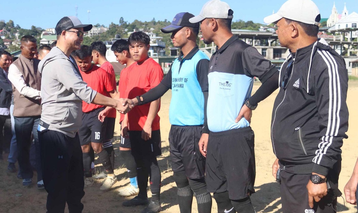 Rural Development Minister Prof Lalnilawma’n Thenzawlah football tournament kharna inkhawm a hmanpui